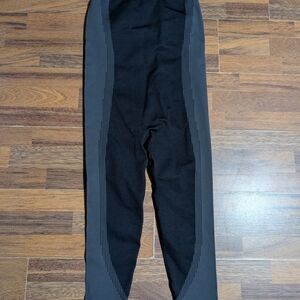 Fabletics Black & Charcoal Seam-Accent Workout Suit